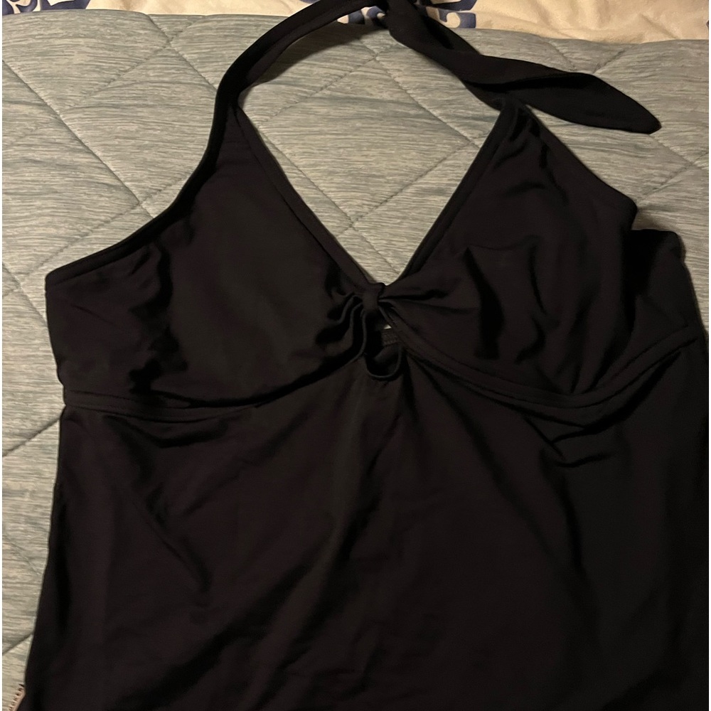 Black Swimwear top. Black XL